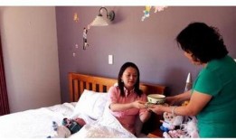 女孩爆料婆婆怎么办呢视频,女孩的智慧应对之道