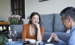 李明前妻爆料新闻报道视频,揭秘李明婚姻内幕