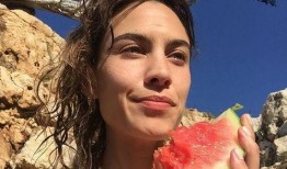 娱乐圈吃瓜照片模板,明星幕后生活大曝光！